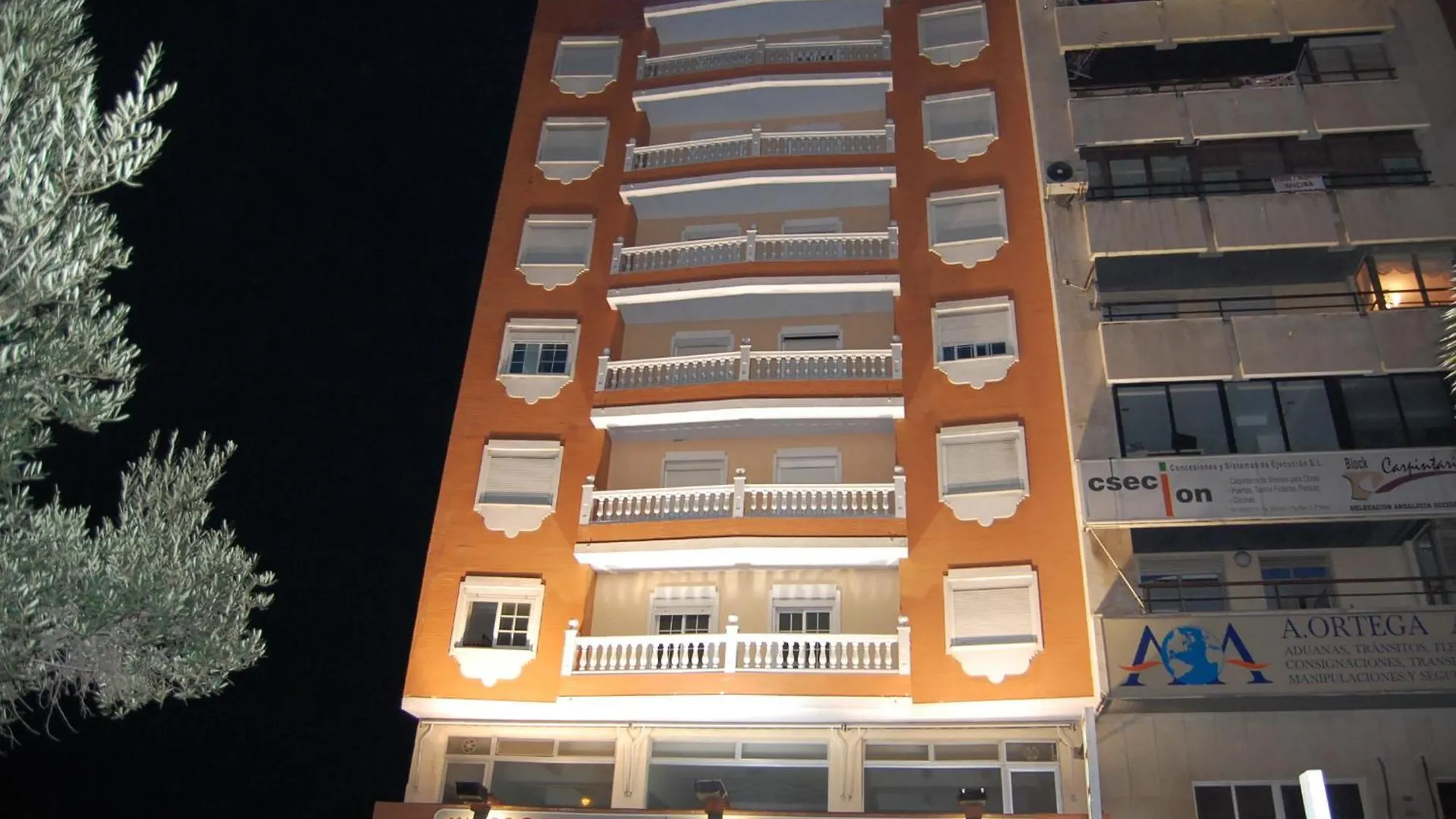 Hotel Marina Victoria Algeciras 2*,  Spain